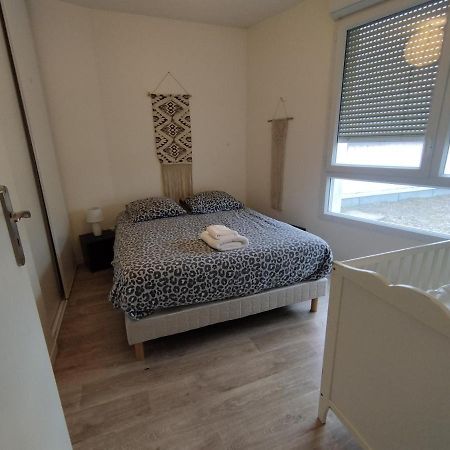 Saint Denis Appartement 2 Chambres Avec Parking Dış mekan fotoğraf